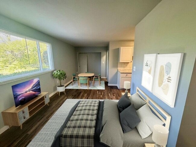 Photo - The Flats at Wilmington Pike - Newly Renov...