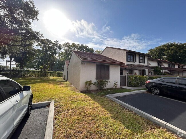 Building Photo - 13301 SW 88th Terrace Rental
