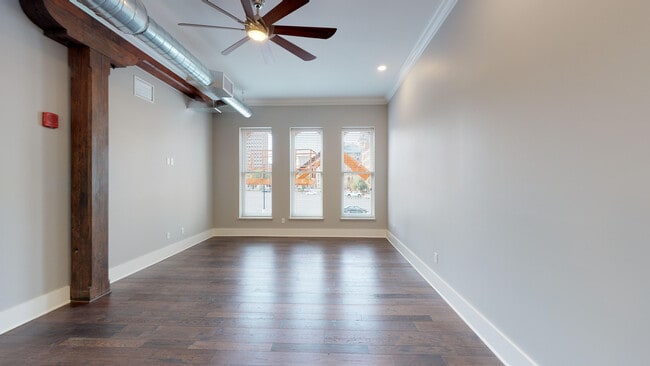 Photo - 123 E Willow St Unit 301