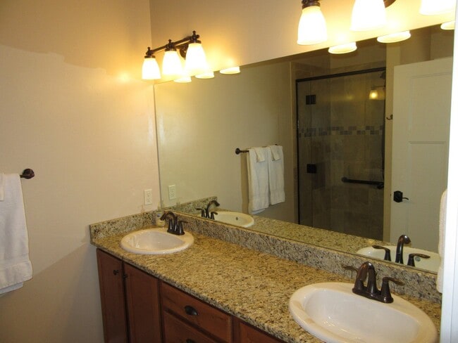 Photo - 2 Bed 2 Bath Great Northern Condo