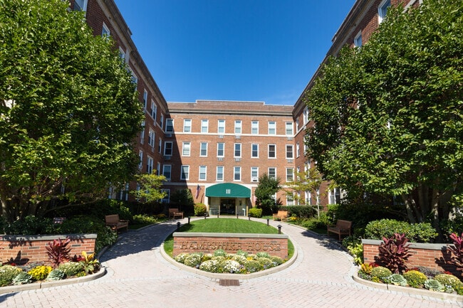 Photo - Hampshire House Condos