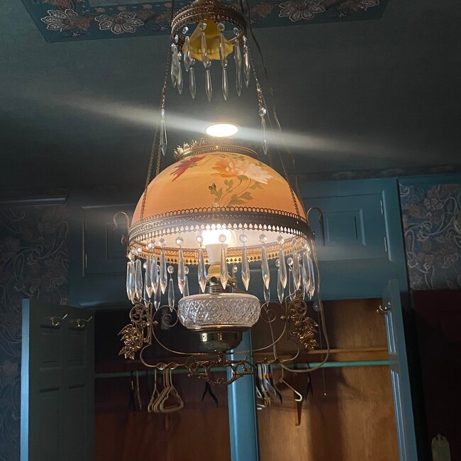 Building Photo - 429 1/2 Market St