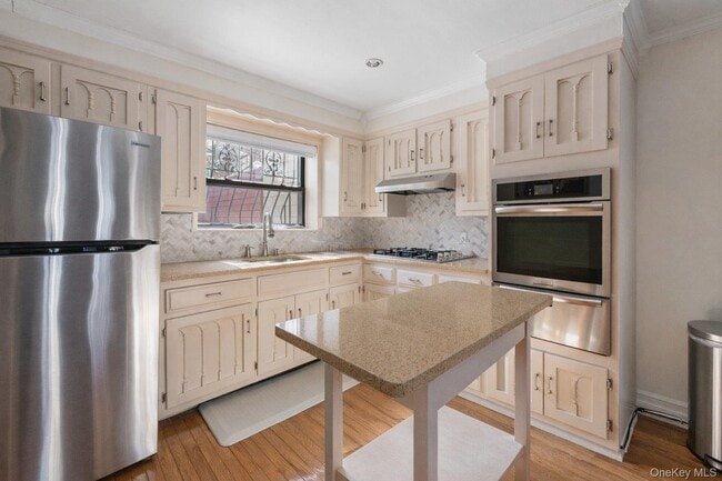 Photo - 788 Jefferson Ave Unit A