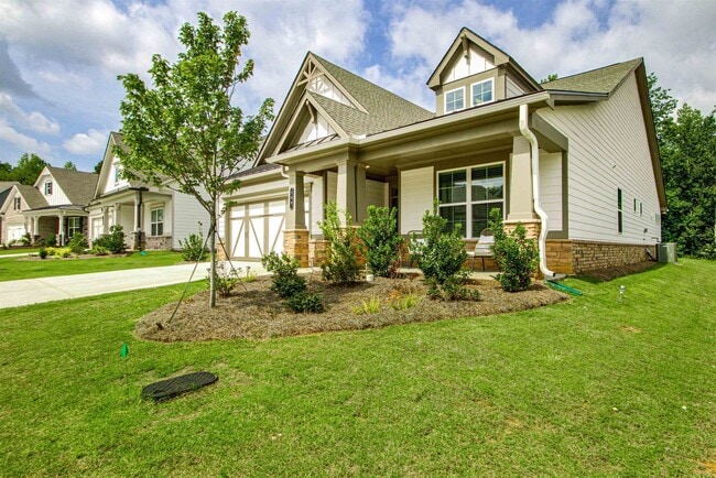 Photo - 460 Plainfield St