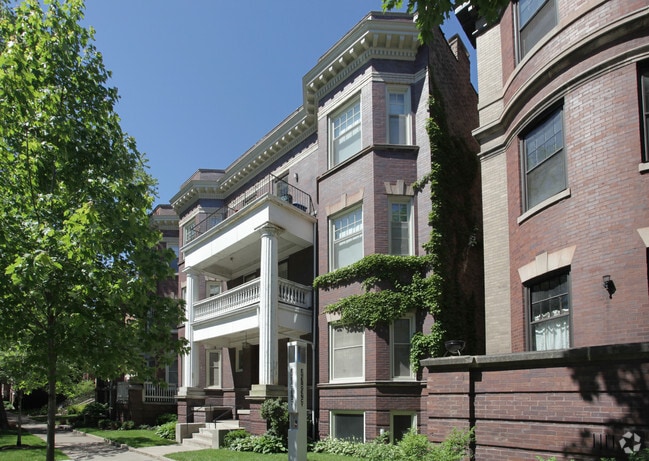 Photo - 5706-10 S. Blackstone Ave