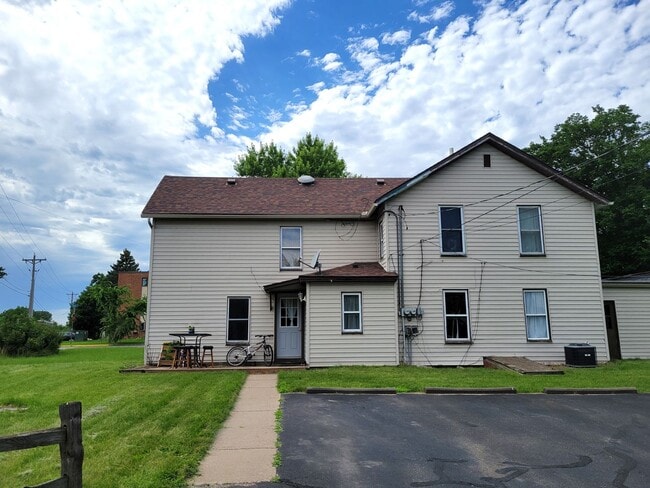 Photo - 234 S 3rd St Unit Main level