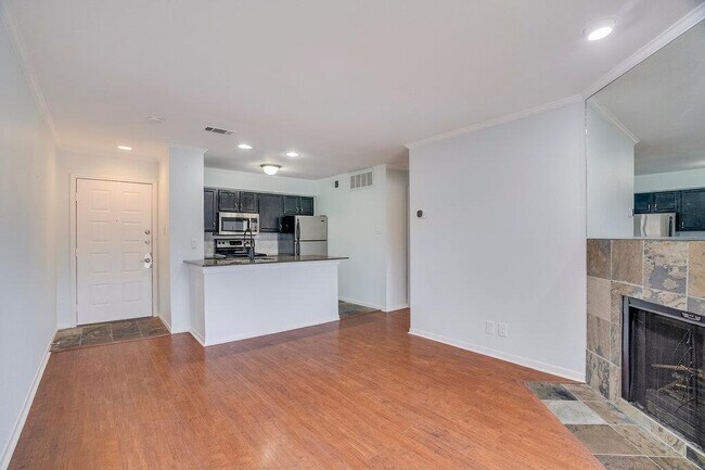 Photo - 8888 Tallwood Dr Unit 2206