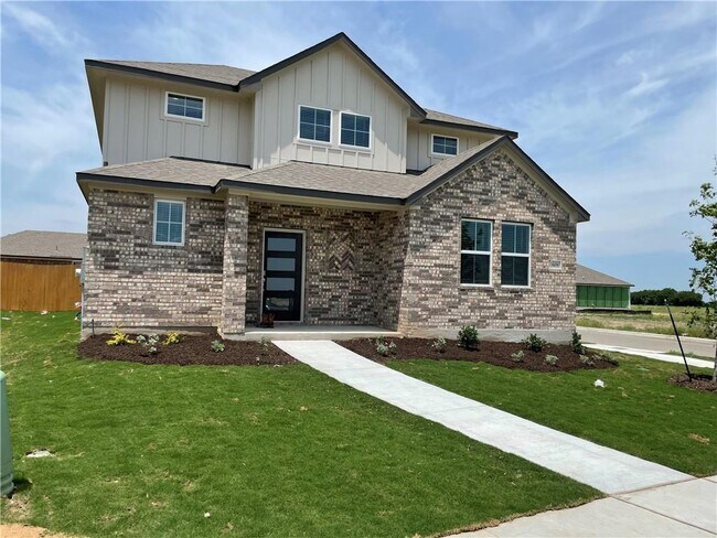Photo - 609 Paddock Ln