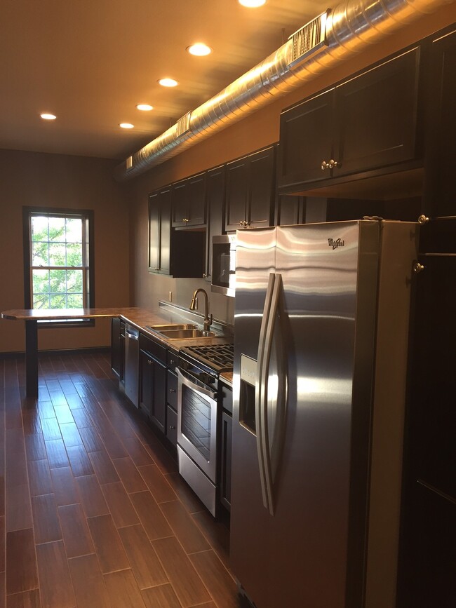 Photo - 114 Main St Unit 3