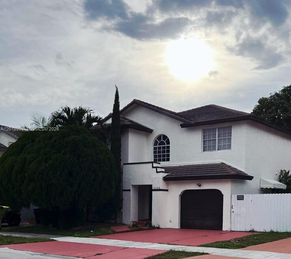 Photo - 15345 SW 63rd Ter