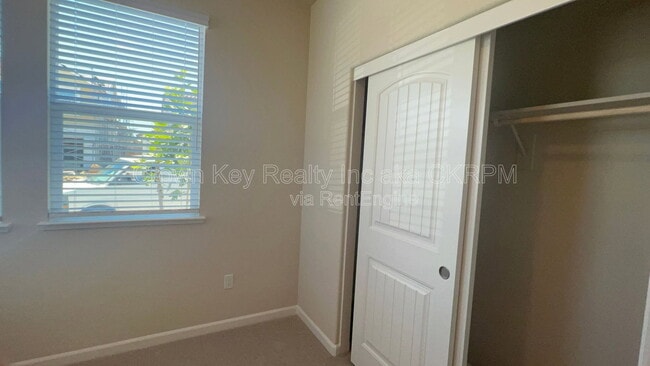 Photo - 1601 Innovation Wy