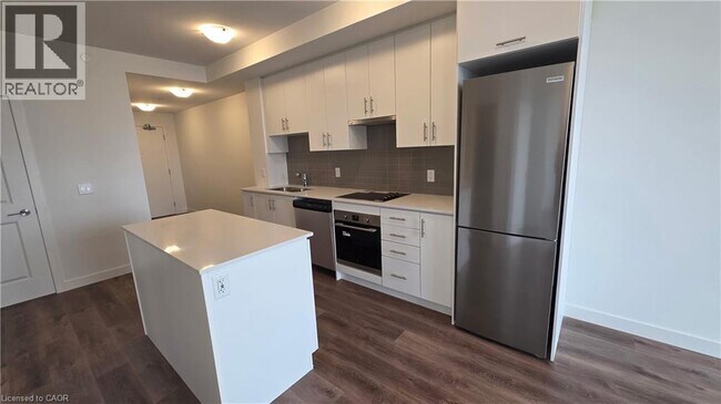 Photo - 461 Green Rd Unité 923