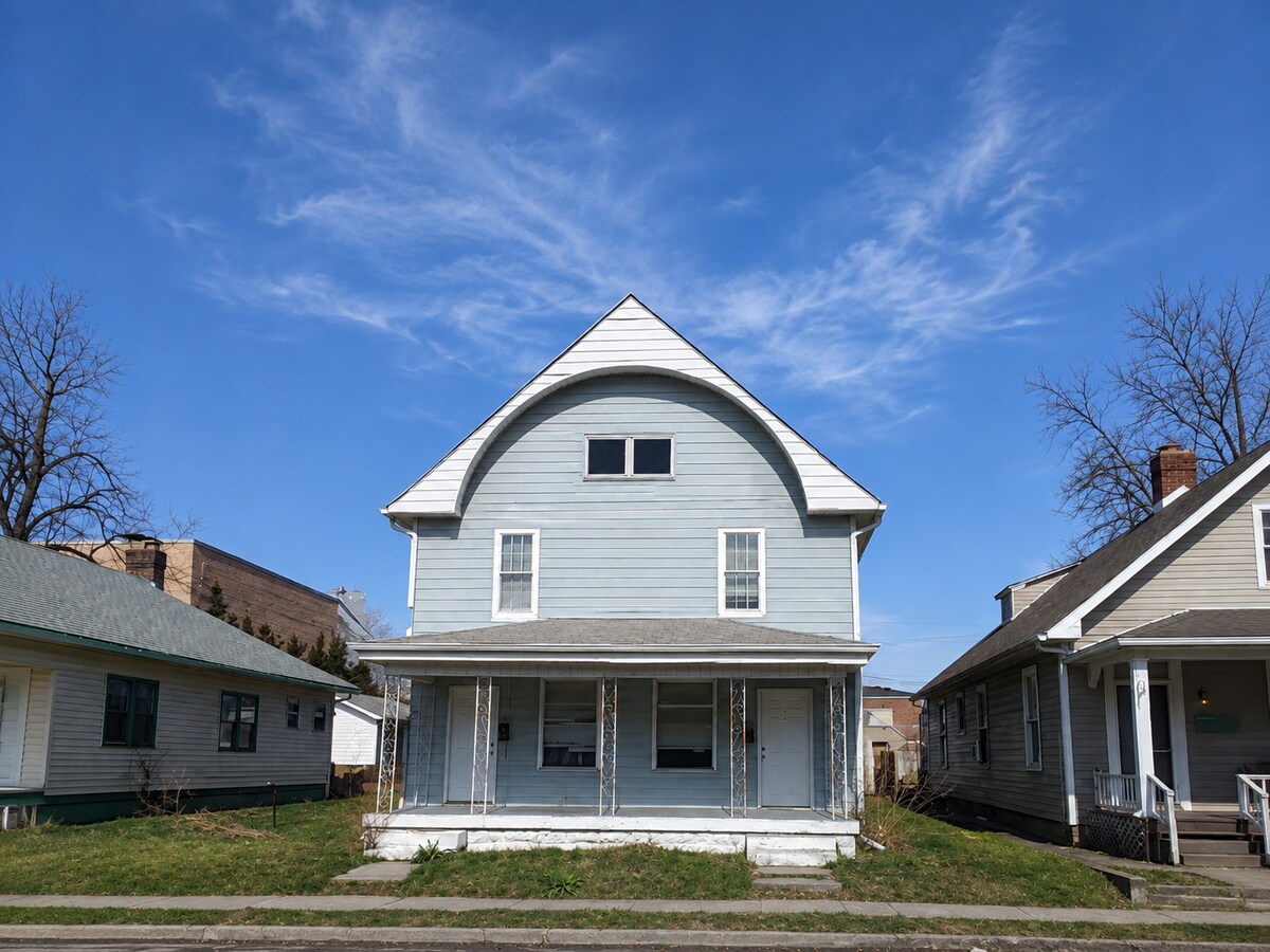 Photo - 72 Schiller St