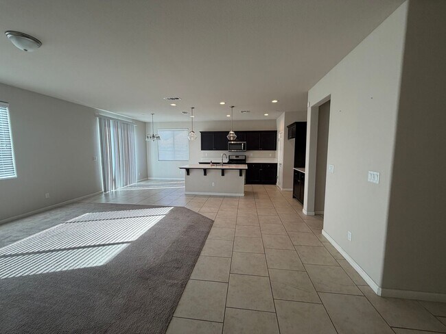 Photo - Nice home for rent in gated community in Tulare!