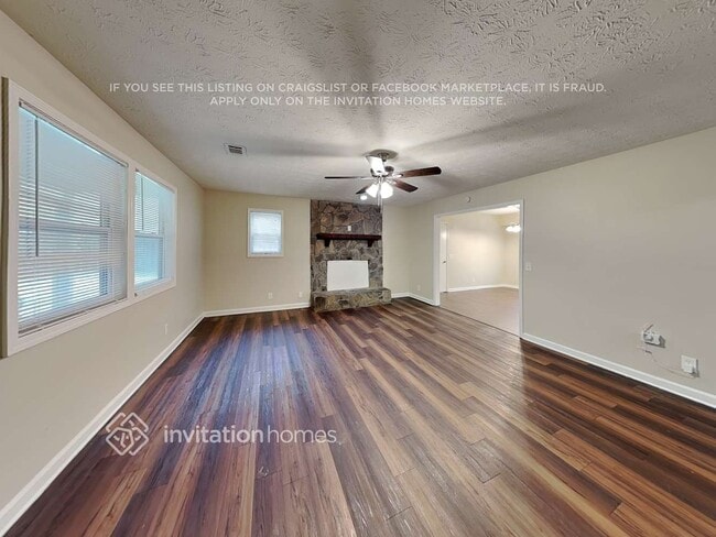 Photo - 609 Upland Ridge Dr NW