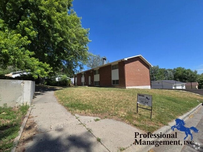 Building Photo - 2 bedroom in Billings MT 59101 Rental