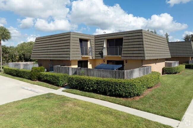 Building Photo - 4223 42nd Way Rental