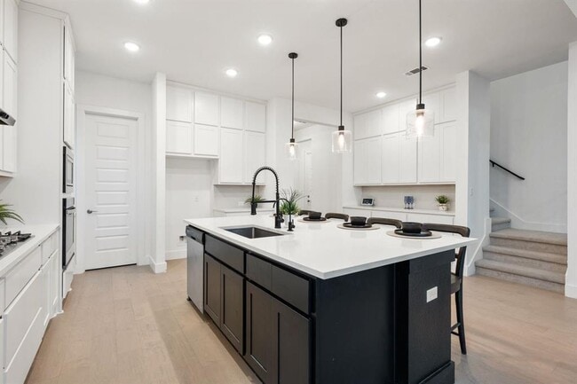 Photo - 2240 Sawdust Dr