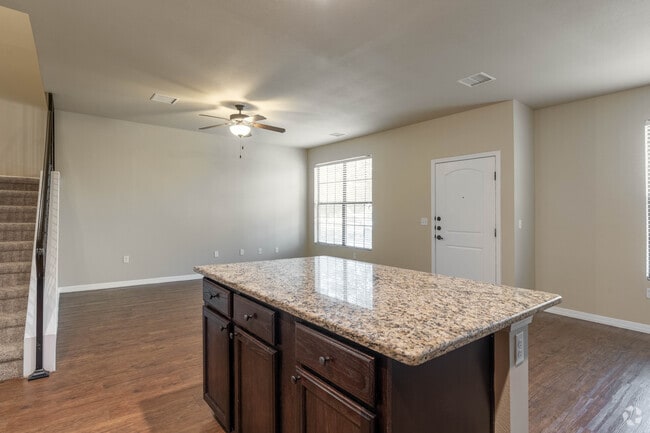 3BR , 2,5BA - 1560SF - Edgerock Residential Townhomes