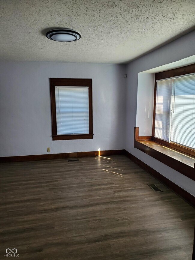 Photo - 4507 Bluff Rd