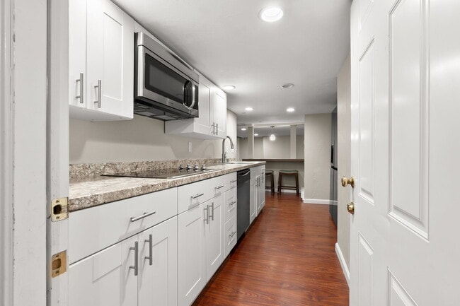 Photo - 40 Avon St Unit Ground