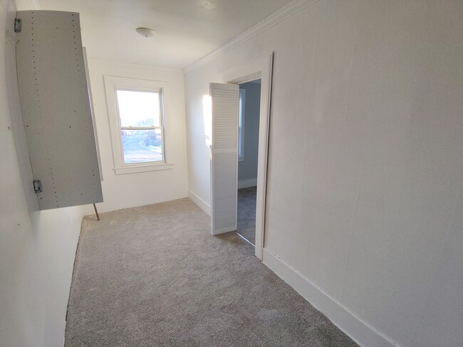 Photo - 6 S German St