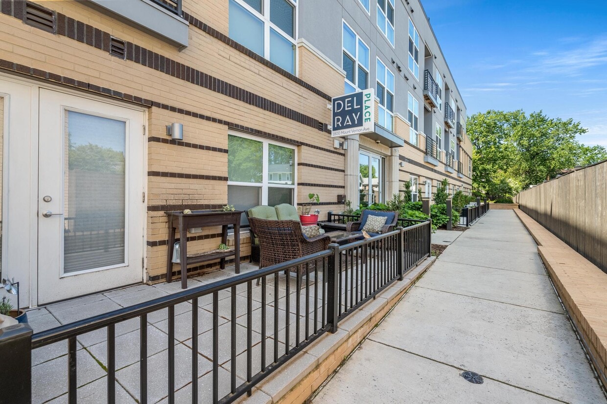 Photo - 1800 Mt Vernon Ave (Alexandria, VA)