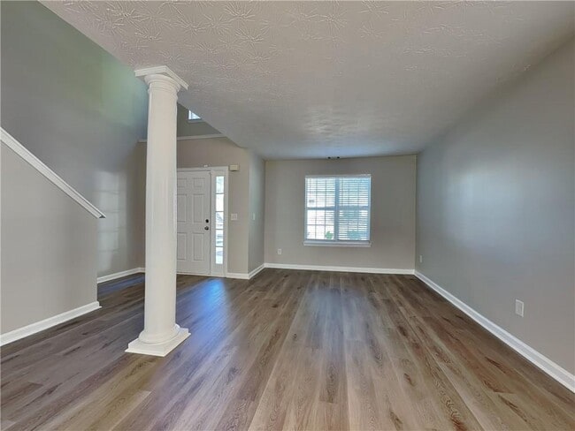 Photo - 364 Nunnally Dr