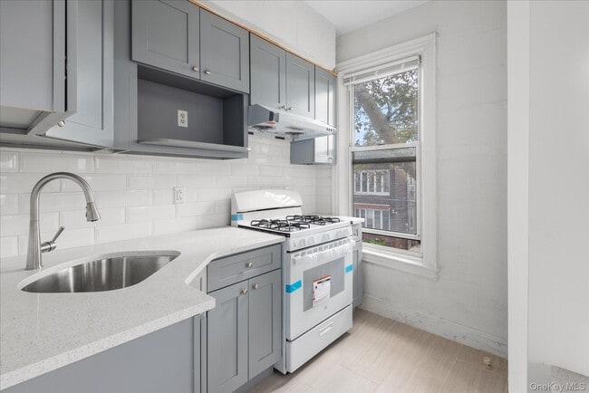 Photo - 88-49 81st Ave Unit 2F