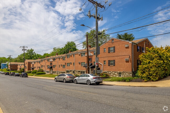 Cedar Glen Apartments
