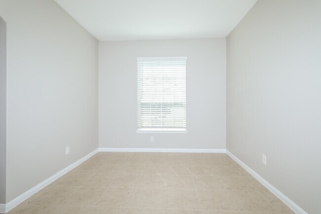 Photo - 8981 Oval Glass St