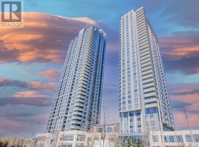 Photo - 255 Village Green Square Unit 609