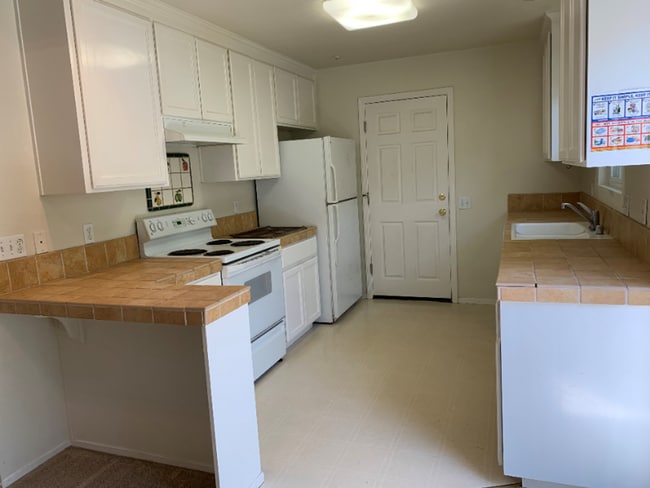 135 May Ave Unit B