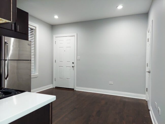 Photo - 2019 N Hoyne Ave Unit 1F