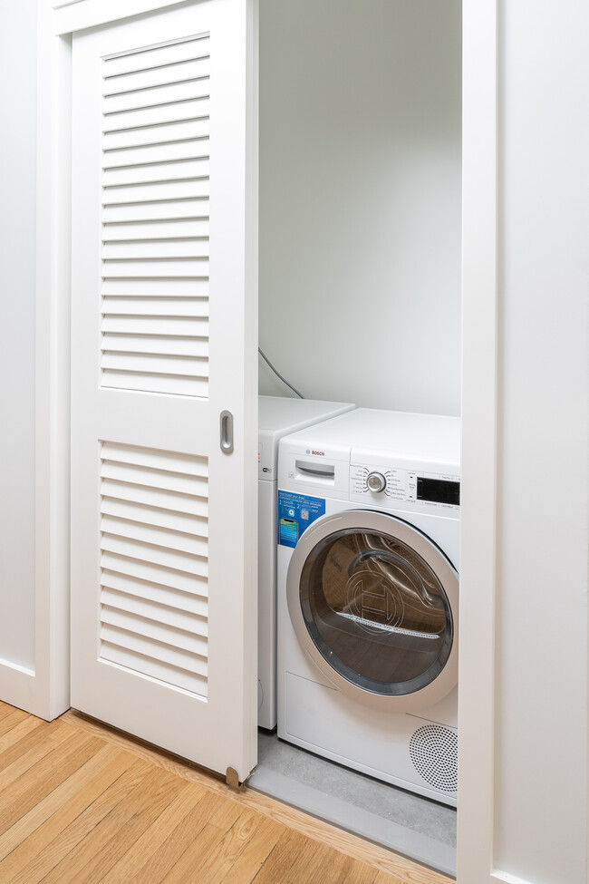 Photo - 336 Harvard St