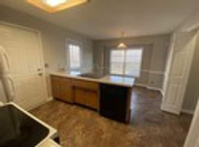 Photo - Updated 3BR Home Minutes from Fort Campbell – Fenced Yard & Deck