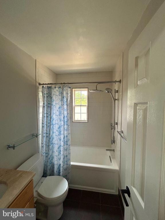 Photo - 2301 Farrington Ave Unit 03-301