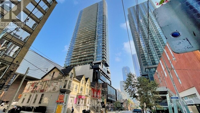 Photo - 290 Adelaide St W Unité 3002