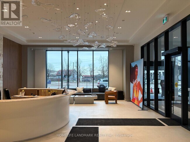Photo - 2075 Lakeshore Rd. Unit 1308