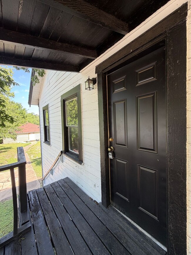 Photo - 2604 Lasker Ave