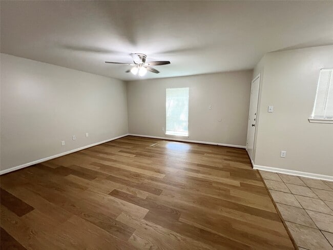 Photo - 130 Oyster Creek Dr Unidad True