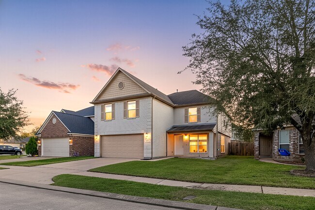 Photo - 18107 Fairhope Oak St