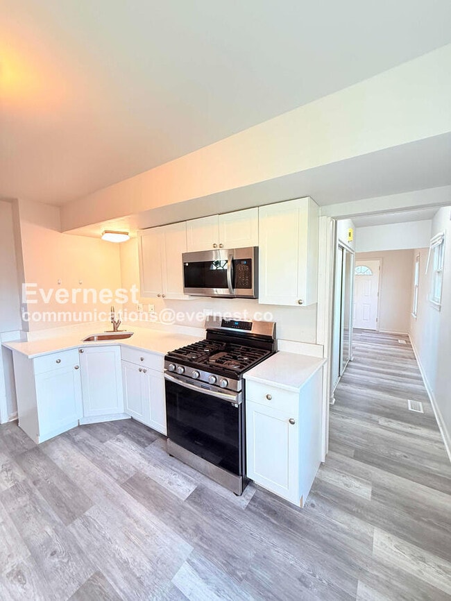 Photo - 19148 Hilton Dr