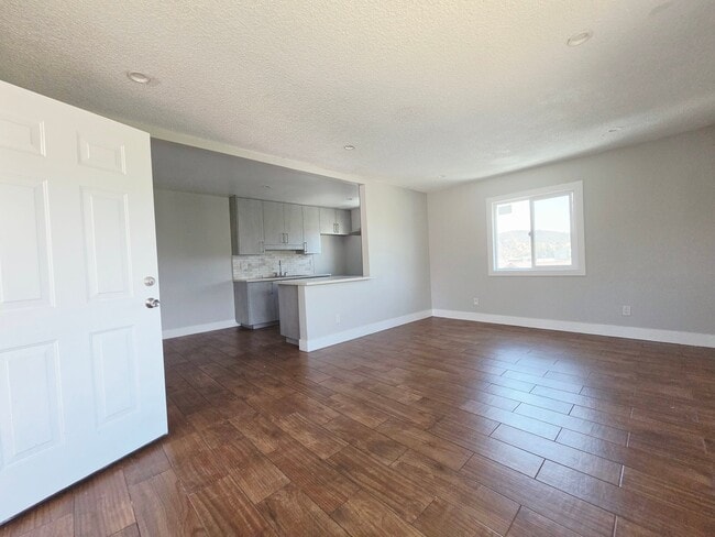 Photo - 9949 Pinewood Ave Unit 10