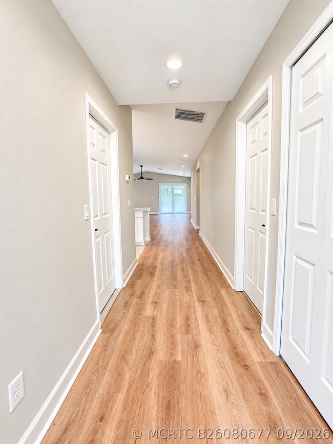 3 Palo Alto Ln