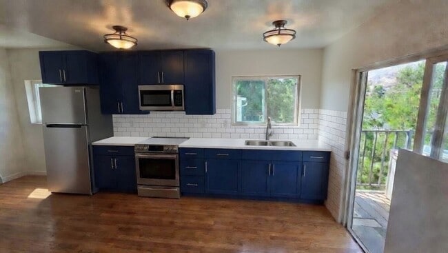 Building Photo - The Confluence Commons (TCC) Unit TCC2