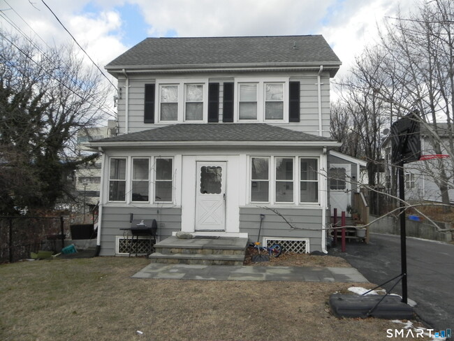 Building Photo - 1 St John St Unit 1