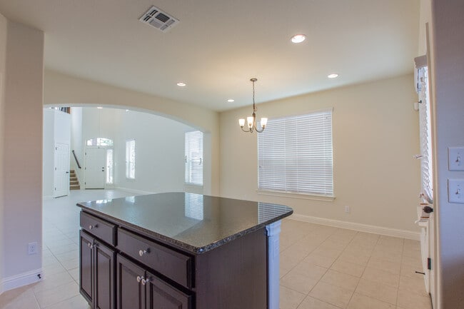 Building Photo - 16020 Travesia Way