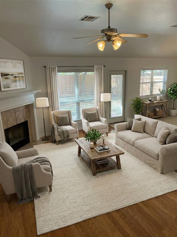 Photo - 3107 Burlington