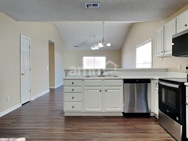 Photo - 5 Stemson Way